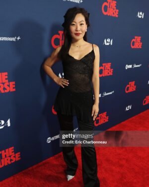 Nicole Kang Instagram - caught #thecurse finale. I ♥️ the twisted minds of @bowedtie and @nathanfielder 🥀🥀this show is wild 🥀🥀 plz make more ilysm