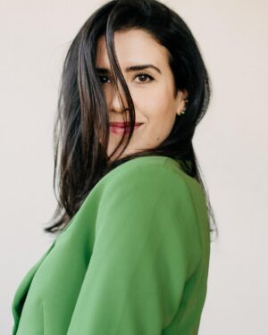 Nicole Power Instagram - 💚👁 👹 
@wademuir 📸 🪄 💚💚💚
@crayonstudio.to📍
