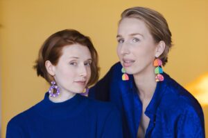 Nicole Tompkins Instagram - We hand made earrings out of clay. And then took silly photos to show them off. Such crafty beans. HAPPY MONDAY HAVE A GREAT WEEK. 

Also we will be signing live tomorrow for Valentine’s Day and if you would like a print the shops are open 🌙💛⭐️💝 Come by anyway… because there are UPDATES. 

Streamily.com/nicoletompkins
Streamily.com/maggierobertson

Xx 
Niki   Magz