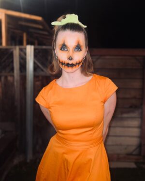 Nicole Tompkins Instagram - Happy Spooky season. 🎃☠️🧌