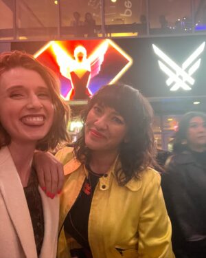 Nicole Tompkins Instagram - The most impeccable vibes from last night. 🥹 #TheGameAwards #TGA 

Biggest congrats to all the nominees and winners and talented humans that work so hard on stories we love.