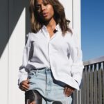 Nicole Beharie Instagram - resistance and art #sagaftra Elaine Brown Zora Neal Hurston Maya Angelou Nikki Giovanni Fannie Lou Hammer Mamie Till Shirley Chisholm Toni Morrison… @fosterlew 📷 @hairbywankaya 💇🏽‍♀️. @eshuclothing 👖