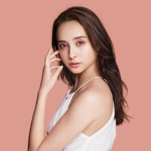 Nicole Ishida Instagram - この度
「アラガン・エスティックス」の
ブランドアンバサダーに
就任させていただきました！

美しさの基準を決めるのは”自分自身”、その中で私も美を追求していきます。
今後の活動にもチェックしてください！

▽「アラガン・ジャパン」オフィシャルサイト
https://www.allergan.jp/ja-jp/home/aa

#アラガン・エステティックス  #allerganaestheticsjpn #アラガン・ジャパン#allerganjapan #美容医療 #あなたに自信を