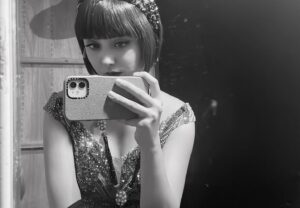 Nicole Ishida Instagram - ミュージカル　恋のすべて
本日大千穐楽でした。

こんなに裏で大爆笑しながら
やった舞台は初めてです。w
笑いの絶えないカンパニーで幸せでした🍮

みなさんとご一緒できてうれしかったです！

たくさんご迷惑をおかけしましたが、無事にこの日を迎えられてうれしいです！

足を運んでくださった皆様
どうもありがとございました🎉💝🫶🏻

#恋のすべて