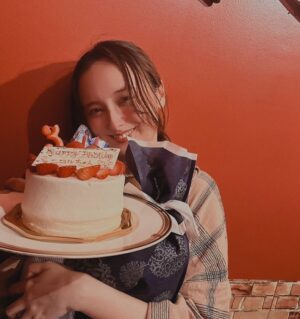 Nicole Ishida Instagram - 本日わたくしは
無事にLv 34 になりました。

また今年もたくさん経験値つんで
みなさまに楽しんでもらえるようにがんばります！

そして皆様いつもたくさん
ありがとう。

この一年もどうぞ
よろしくお願いします。