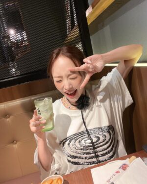 Nicole Jung Instagram - BYEBYE 2023🫶🤭