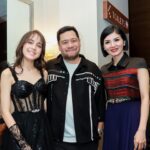 Nicole Rossi Instagram - Still Gala Premiere Post 🖤 𝐈𝐍𝐃𝐈𝐆𝐎 𝐭𝐚𝐲𝐚𝐧𝐠 𝐬𝐞𝐫𝐞𝐧𝐭𝐚𝐤 𝐭𝐠𝐥 𝟏𝟗 𝐎𝐤𝐭𝐨𝐛𝐞𝐫 𝟐𝟎𝟐𝟑 𝐝𝐢 𝐁𝐢𝐨𝐬𝐤𝐨𝐩 Dress @marieastridbridal MUA @vinkihanafi Fotographer @yow360 @am.pm_management #Indigo #GalaPremiereIndigo #NicoleRossi #NicRossi