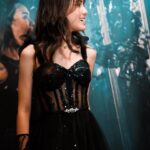Nicole Rossi Instagram - Gala Premiere Indigo 𝐈𝐍𝐃𝐈𝐆𝐎 𝐭𝐚𝐲𝐚𝐧𝐠 𝐬𝐞𝐫𝐞𝐧𝐭𝐚𝐤 𝐭𝐠𝐥 𝟏𝟗 𝐎𝐤𝐭𝐨𝐛𝐞𝐫 𝟐𝟎𝟐𝟑 𝐝𝐢 𝐁𝐢𝐨𝐬𝐤𝐨𝐩 . Dress @marieastridbridal MUA @vinkihanafi Photographer @yow360 dan Ka Azam Thank you Ka @oki.hartanto & @am.pm_management for all the support🖤 #IndigoPremiere #NicoleRossi #NicRossi #NicoleRossiPremiereIndigo