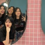 Nicole Rossi Instagram - Series Bad Boys VS Crazy Girls season 2 Tayang 4 Desember 2023 only on @viuindonesia Ps: Thank you ka Nunu sayang lukisannya , I love it ka 🫶🏻