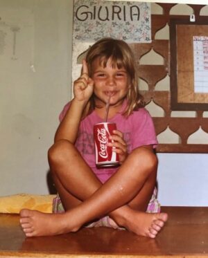 Nicoletta Romanoff Instagram - The first 45 years of childhood are always the hardest 🎉💃🏼🌸🫶🏻♥️🌊☀️💞
.
#birthdaygirl