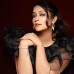 Nidhi Uttam Instagram - Makeupbyvaish X Nidhi Makeup and hair for @nidhiuttam Shot by @faizialiphotography . . . . . . #CelebLife #MakeupGoals #HairInspo #GlamLife #CelebStyle #MakeupAddict #HairGoals #RedCarpetReady #MakeupTutorial #HairStylist #InstaCeleb #MakeupArtist #HairFashion #CelebFashion #MUA #HairCare #StarStyle #BeautyGuru #HairTips #CelebLook #MakeupLover #HairTransformation #GlamMakeup #HairTrends #CelebInspo #MakeupObsessed #HairColorIdeas #RedCarpetBeauty #CelebMakeup #nidhiuttam
