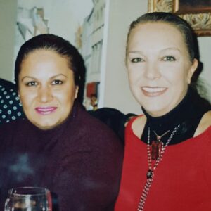 Nihal Menzil Instagram - İYİKİ DOĞDUN İYİKİ VARSIN, 
DOĞUM GÜNÜN KUTLU OLSUN CANIM ABLAM ♥️🎁🎊🎉🧿🕊💫✨️

Bugün senin doğum günün ama bizim dostluğumuzunda 24.yılı seni İYİKİ tanıdım iyiki varsın sağlıkla ve huzurla gelsin yeni yaşın seni seni çok seviyorum ♥️ 

#Türkiye #istanbul #beyaz 
#nihalmenzil #camdakikiz #tbt
#doğa #asmalıkonak #keşfet 
#kedi #iyiakşamlar #izmir 
#gülümse #güzel #günaydın 
#atatürk #ankara #2024 
#like #sevgi #mavi 
#smile #kapadokya #aşk 
#instagram #müzik #seldaalkor 
#turkey #doğumgünü #mutluluk