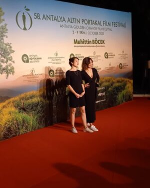 Nihal Yalçın Instagram - Heyecan! #antalyaff2021 #ZuhalFilm
