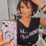 Nika King Instagram - When a make up artist can get my brows right and speak life into me, I know she’s a keeper. 💄@angellovebeauty #icleanupnice #nikaking #workinprogress #jokes #biaintfriendly