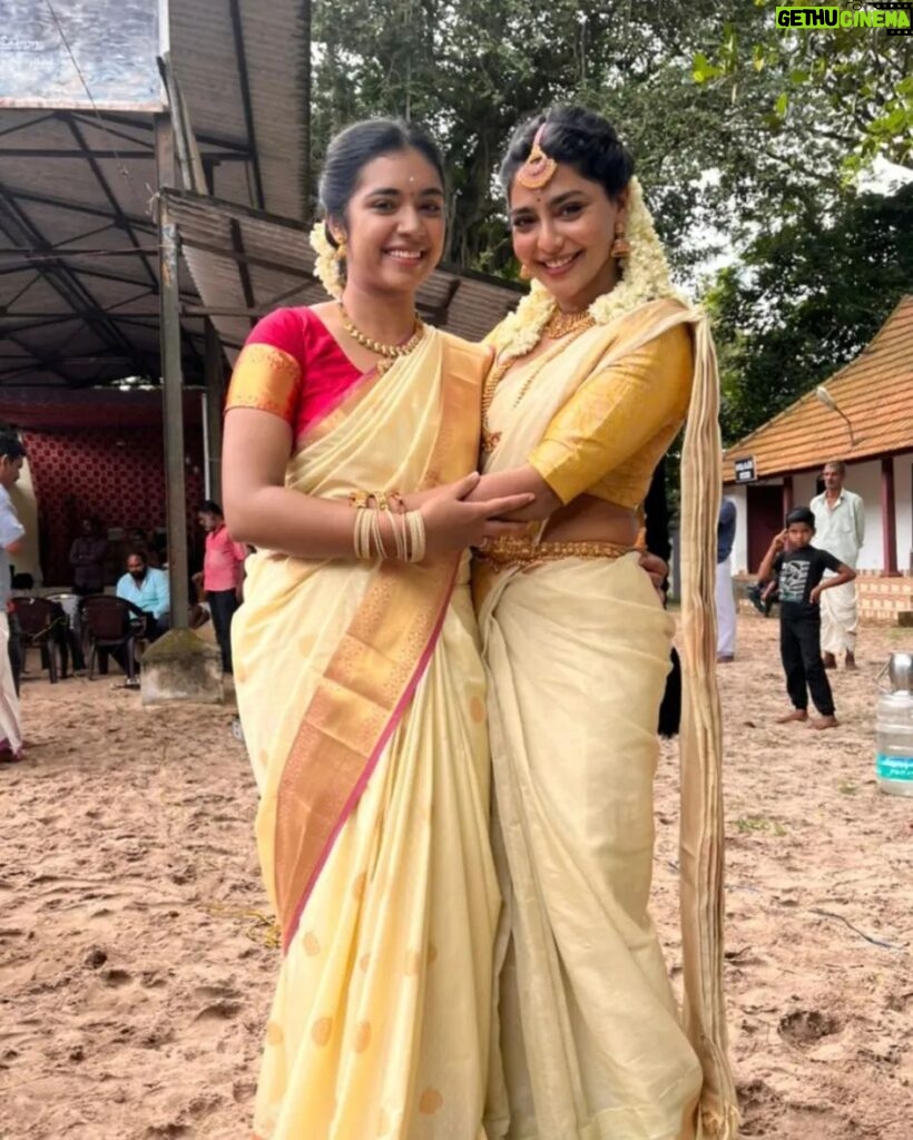 Nikhila Sankar Instagram - Such a lovely person to work with and be around 💜💜 Congratulations doll! Gatta kusthi is going to be a blockbuster hit!!!! #gattakusthi #chalchakka