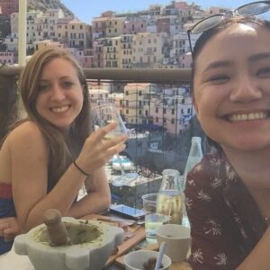 Niki Ang Instagram - 6 (six!!!!!) whole years of marriage, countless selfies all over the world, more and more love. Happy anniversary @kelsiejod and happy birthday Beyoncé 💕
