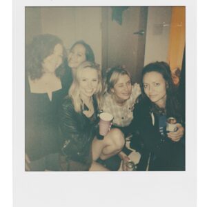Nikki King Instagram - Framilyyy 💜