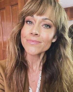 Nikki DeLoach Instagram - Class is in session. 

TRUE JUSTICE • Jan. 12th • @hallmarkmovie 

#professorambrose #truejustice #mystery #hallmarkmoviesandmysteries #hallmark #hallmarkchannel #exoneration #justice #secondchances #redemption
