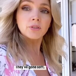 Nikki Osborne Instagram - Would you get in the car?! The Angry Aunt strikes again. #straya #angryaunt #viral #reels #funny #comedy #fyp #comedian #angryaunt #nikkiosborne