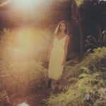 Nikohl Boosheri Instagram - meadow magic and film with @avery.jpeg ✨🌱