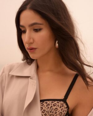 Nikohl Boosheri Instagram - 🥥🕊