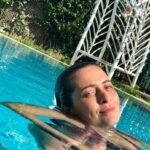 Nil Günal Instagram - Sezonu bugun itibari ile ben kapattım, Kerem devam 🤷‍♀️🏊‍♂️ 😊💙💜🧡💚💛