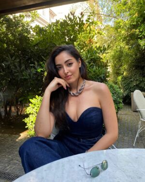 Nila Fırat Instagram - Jeans lovers 🙋🏻‍♀️🩵