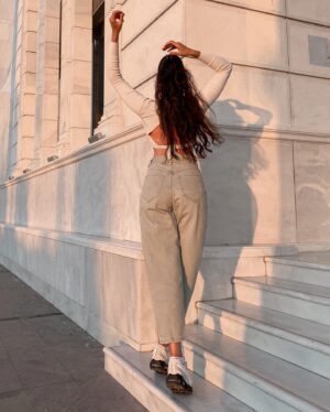 Nila Fırat Instagram - Some days you just have to create your own sunshine. ☀️
