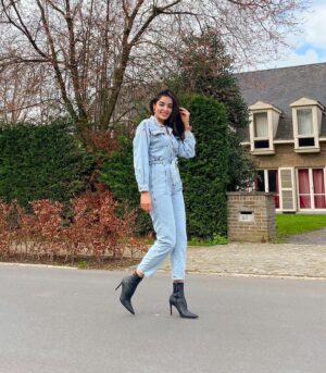 Nila Fırat Instagram - Blue jean jumpsuit 🚹 #tb #belgium