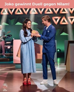 Nilam Farooq Instagram - ✨Appreciation Post für Klamotte und Styling ✨dankkeee @julianepolak fürs schüpsch machen, jedes Mal. 💋 Und jetzt die Frage aller Fragen: Kleid ist von @aligne Schuhe @ganni Schmuck @maanesten 👗- mein Herz ist erfüllt von euren Nachrichten und einer unglaublichen Quote!!! Danke!!! Es war soooo verdammt knapp. Damn, war das knapp. 😅