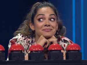 Nilam Farooq Instagram - Okeeeeyyylettssgoooo - ab gleich dienstags 20.15h auf pro7 oder bei joyn die neue Staffel WER STIEHLT MIR DIE SHOW?! - Ich nehme ab jetzt Wetten in den Kommentaren an, ob ich sie stehle und wenn ja wann oder vllt sogar wie oft? Beste Show im deutschen TV geht in einer Stunde wieder los und ich würde sie so oder so gucken, weil ich sie einfach liebe!!! WHOOP WHOOP! @officiallyjoko @jokoundklaas @fahri_yardim @ollipolli73