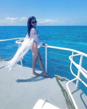 Nimisha Mehta Instagram - Make everyday a little less ordinary ✨#GreatBarrierReef #FreeSpirit