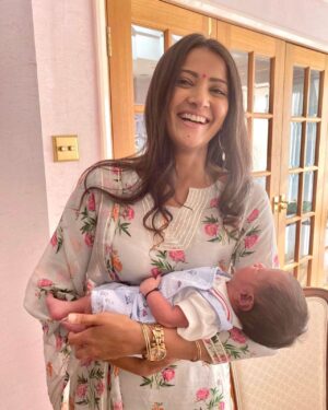 Nimisha Mehta Instagram - Rivaan, my little man making me laugh already ❣️ You are exactly what your name means, a star. You’ve brightened up our lives unexpectedly 🌟

#MassiLife #NephewLove