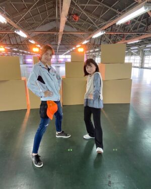 Nimura Sawa Instagram - 明日からあなブツ最終週です。

あっという間でしたね
感想やメッセージ読まさせて頂いてると、物語に入り込んでのコメントが多く、登場人物に一喜一憂してくださり、いろんな感情を観てくださってる方々と共有できていているのかなと感じて、とても嬉しいです。

NHKプラスにて1話から少しづつ再配信されているみたいですので、ぜひ追いついてください🏃🏻‍♀️🏃🏻‍♀️

あなたのブツが、ここに
最後までどうぞ宜しくお願いします。

今日は暖乃のお誕生日🎂
優しくてムードメーカーで私のミューズ🌷おめでとう🌷

#夜ドラ
#あなブツ
#あなたのブツがここに