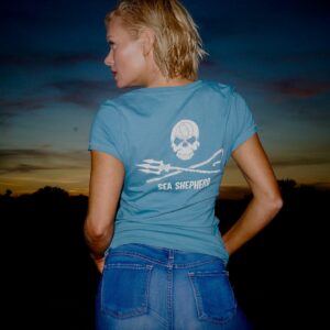 Nina Bergman Instagram - I’m here in Europe on the other side of the ocean and want to shed some light on @seashepherd ✨They’re an organization who protects the ocean globally🌊 They’re out there risking their lives everyday for our beautiful sea and those who lives in it🐋 I stand by them a 100% with their bravery and dedication to preserve the ocean 🐳 Get a shirt, go donate and get involved, it’s a great way to “pay rent” for living on this planet 🌍 Swipe 👉🏻👉🏻👉🏻 
“Sea Shepherd is an international direct-action ocean conservation movement” 
www.seashepherdglobal.org 
 📸  @craigstuarteisenberg