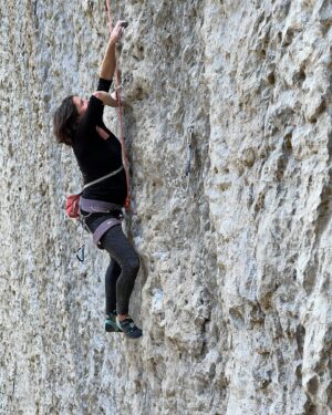 Nina Caprez Instagram - Climbing is beauty, an endless adventure and life teacher. Climbing is my red line, my source of power and joy. Climbing is camaraderie, loud laughs and endless fun.
Climbing is me because it’s my inner mirror. Climbing made me who I am and we’re not done with our relationship ❤️

#summerofclimb #nowasteddays #arcteryx @arcteryx