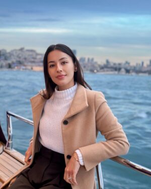 Nina Kozok Instagram - Ended the day with a beautiful boat trip down the Bosphorus Strait which divides Turkey into 2 continents: Asia & Europe.