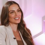 Nina Seničar Instagram - Da li se slažemo da je prirodno da oba roditelja budu tu kada im na svet dolazi dete? Da oba roditelja podjednako budu tu uvek za dete? Kakvo je vaše mišljenje po ovom pitanju?  U momentu kada očevi nisu mogli da prisustvuju porođaju nekako se desilo da te trenutke lakše prođu sa društvom i to možemo da razumemo.  Ali… Kada očevi mogu da prisustvuju porođaju, da li je prirodno da majka prolazi kroz porođaj sama, dok je otac na proslavi?  . . . O najdubljim emocijama, odrastanju, životnim stavovima, vaspitanju, porodici i iskustvu roditeljstva više OD VEČERAS OD 22h u NOVOJ epizodi sa divnom gošćom glumicom NINOM SENIČAR, majkom Nore Grejs i veoma uskoro MAJKOM DVOJE DECE 🤍 Biće ovo jedna divna epizoda sa divnom, tako prirodnom, svestranom, ostvarenom, zrelom, jakom ženom za koje nema granica na ovom svetu, ženom i majkom koja stvara promene💫 Nina, neizmerno hvala što je tvoja priča postala deo naših priča, hvala na vremenu i to u poodmakloj trudnoći kada si na samo par dana bila u Srbiji, na divnoj energiji, svakoj reči i probuđenoj misli… Hvala ti što si nam podelila TVOJU priču odrastanja, vaspitanja i roditeljstva ❤️❤️❤️ Dragi svi, velika preporuka za KLIK na LINK u opisu IG profila “Jednostavno roditelj” i večeras od 22h premijerno pogledajte celu epizodu💫 Podarite srce ovoj objavi, podelite sa drugima, pridružite nam se na YT kanalu "Jednostavno roditelj" i  dajte podršku ovakvim pričama i temama, a ja ću vam od srca objavljivati najrazličitije lične priče divnih roditelja❤️ Epizodu omogućili i podržali:  @mammaandbaby_official @chicco_srbija @picsrbija @impacthubbelgrade Produkcija:  @saleobradinovic @avanti_voja Autorka i voditeljka: Milana Roganović #roditelj #jednostavnoroditelj #roditeljstvo #profimama #bebe #baby #emocije #ljubav #love   #podcast #licneprice #impacthubbelgrade #pic #chicco #chiccoliveitloveit #aksa  #lillyjunior #mamma&baby #kevasi #fabričica