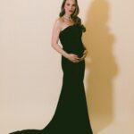 Nina Seničar Instagram - #Oscar Sunday with @vanityfair ♥️ . . . Dress: @machandmach Shoes: @gianvitorossi Bag: @lalingilondon Jewelry: @davidyurman Make up: @abramovicm Hair: @bychrismartin Face prep: @alessandraricchizzi Photo by: @sarah_partain Special thanks to: @luciodirosa ♥️ #vanityfairoscarparty