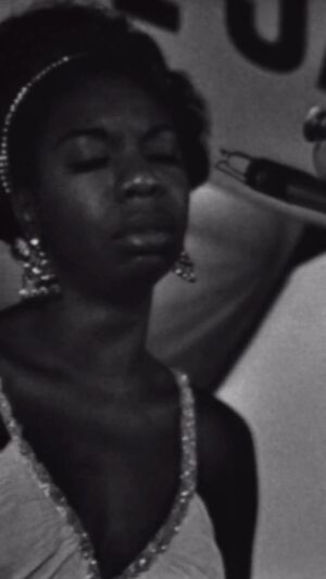 Nina Simone Instagram - “She does not know her beauty…” - #ninasimone #images #williamwaringcuney- Live in Antibes, 1965