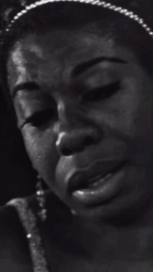 Nina Simone Instagram - “Blood on the leaves, and blood at the roots…” - #ninasimone #strangefruit - Live in Antibes, 1965