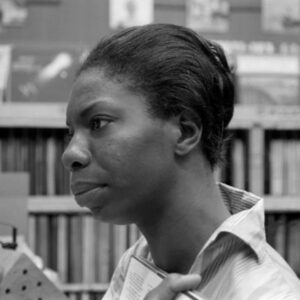 Nina Simone Instagram - Nina Simone at Sam Goody in NYC, circa 1959 #ninasimone

📷 by David Gahr