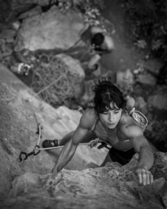 Nina Williams Instagram - Mid-route moments with 📸 @mthurk ft. lil friend 🦋😌 @xavierbravo0217 on belay 🙌🏼 #riflesummercamp @scarpana @thenorthface_climb