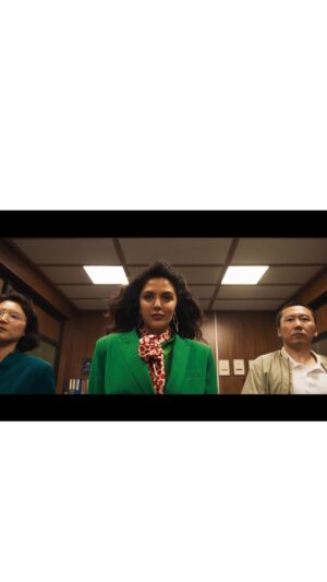 Niousha Noor Instagram - With the Hollywood strike resolved, I can finally share how thrilled I am to be part of a film still showing in 750 theaters nationwide—a remarkable achievement for an Iranian American family story. 💚🤍♥️

Portraying the resilience of an Iranian mother and the immigrant experience which so many have connected to has been an absolute honor.

The Persian Version is still out in theaters. Watch it before it’s gone. It’s not gonna be what you think. ♥️ ;)
@sonyclassics