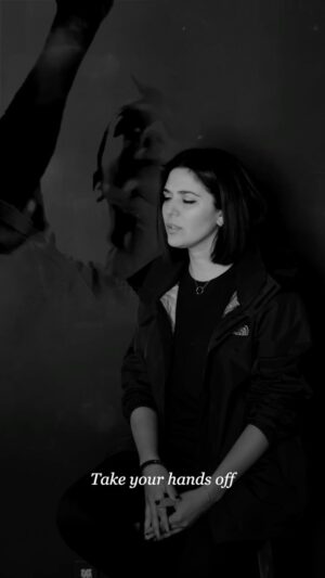 Niousha Noor Instagram - I recorded this at a time when I was so overwhelmed watching the atrocities unfold in my motherland but didn't have the words to express myself. I feel that it captures the collective pain, anger and heaviness... 

"Ahay Khabardar" - originally sang by the incomparable Homayoun Shajarian. Original music by @sohrabpournazeri 

#iranrevolution 
#mahsaamini 
#زن_زندگی_آزادی