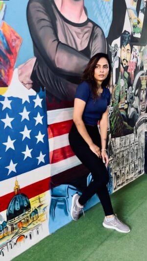 Niranjani Ashokan Instagram - Swinging my way to a fitter and stronger version of myself 💫🔥

.
.

@geezsquad2.0 

#niranjaniashokan #ﬁtness #kettlebell #swing #selfmade #fitfam #trainhard
