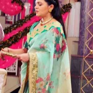 Nisha Nagpal Instagram - Ami, amu,amudi my jaan what should i call you,it’s your birthday today and i wish you nothing but love and happiness in your life…

Most people know you only as manjari but they really dont know ami…my ami…who is braver than we believe..stronger than we see and smarter than we think….

Everything would be better if more people were like you♥️
The people you love are very lucky to have you in their lives🥰

This quote below describes you the best👇

SHE IS PURE IN HEART AND ORGANISED CHAOS IN SOUL.
LOVE IS HER NATIVE TONGUE, BUT IT IS NOT SPOKEN FROM HER LIPS;
IT SCREAMS FROM WITHIN.
SHE IS A BEACON OF HOPE, IN CASCADING WORLD OF DESPAIR.🌸

At the end i just want to tell you one thing that be proud of yourself be proud that your heart and intentions are good and mostly be proud of the fact that you are trying

I love you so much ♥️
HAPPY BIRTHDAY 🎉 

@ami_trivedi_official