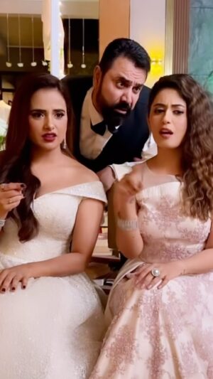 Nisha Nagpal Instagram - Chahiye kya aurat ko 🤪
@gireesh_sahdev @gitanjali.mangal 

#funny #réel #comedyreels #drama #fyp #reeloftheday #instadaily #instavibe #mood