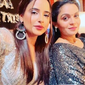 Nisha Nagpal Instagram - Ami, amu,amudi my jaan what should i call you,it’s your birthday today and i wish you nothing but love and happiness in your life…

Most people know you only as manjari but they really dont know ami…my ami…who is braver than we believe..stronger than we see and smarter than we think….

Everything would be better if more people were like you♥️
The people you love are very lucky to have you in their lives🥰

This quote below describes you the best👇

SHE IS PURE IN HEART AND ORGANISED CHAOS IN SOUL.
LOVE IS HER NATIVE TONGUE, BUT IT IS NOT SPOKEN FROM HER LIPS;
IT SCREAMS FROM WITHIN.
SHE IS A BEACON OF HOPE, IN CASCADING WORLD OF DESPAIR.🌸

At the end i just want to tell you one thing that be proud of yourself be proud that your heart and intentions are good and mostly be proud of the fact that you are trying

I love you so much ♥️
HAPPY BIRTHDAY 🎉 

@ami_trivedi_official