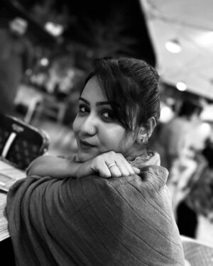 Nishat Priom Instagram - Let your soul taste the magic of your own love 
🤎💗🩶
#Nishat_priom